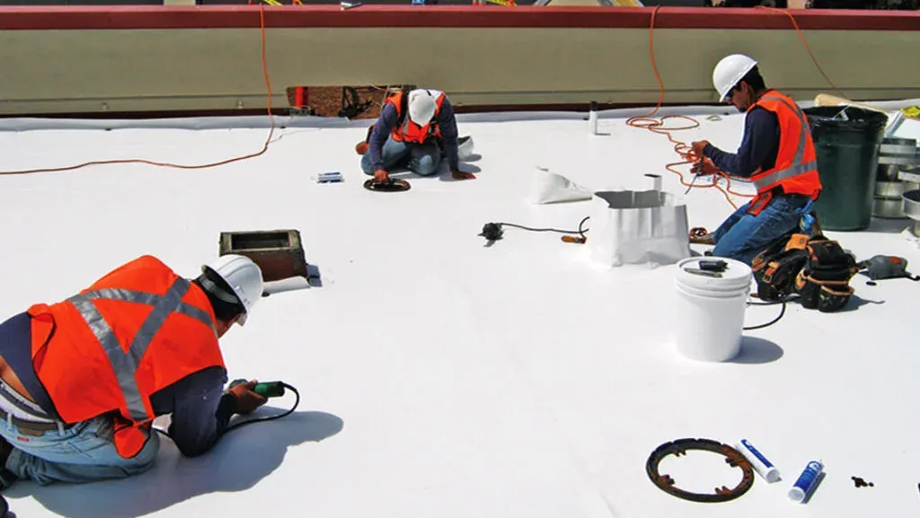Commercial Roofing Contractors in Tampa